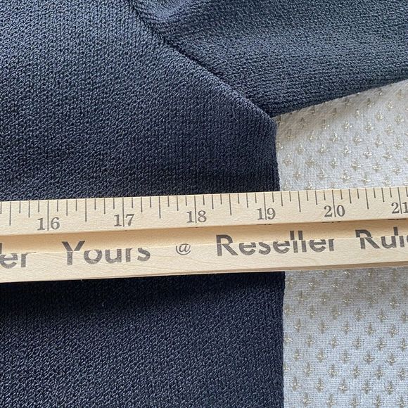 ST JOHN Basics Cardigan Jacket Black rhinestone Buttons Santana Knit size 6 - Picture 8 of 15